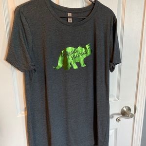 Gray/Green Mamasaurus Graphic Tee